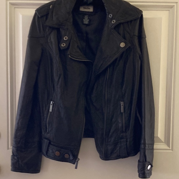 Neiman Marcus Exclusive Lamb Leather Moto Jacket/Black/Size L/EUC!/WORN ONCE!!! - Picture 2 of 5
